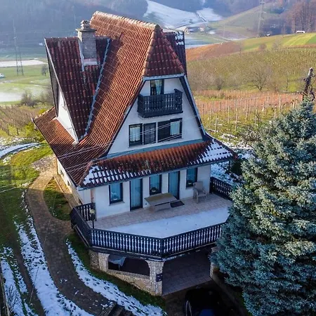 Feriehus Vila Arisa