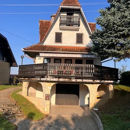 Vila Arisa Hébergement de vacances *